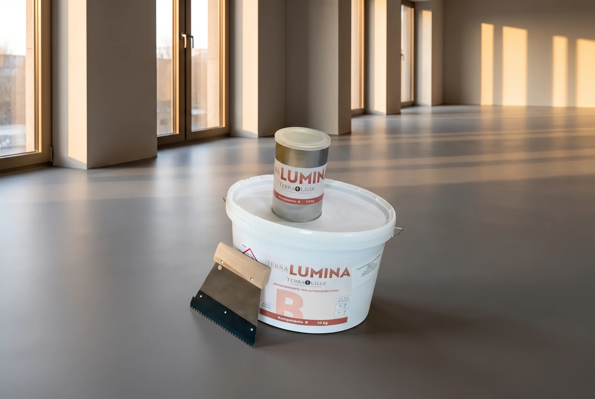 Terra LUMINA auf einer modernen Baustelle ohne Menschen – KI-generierte Inszenierung