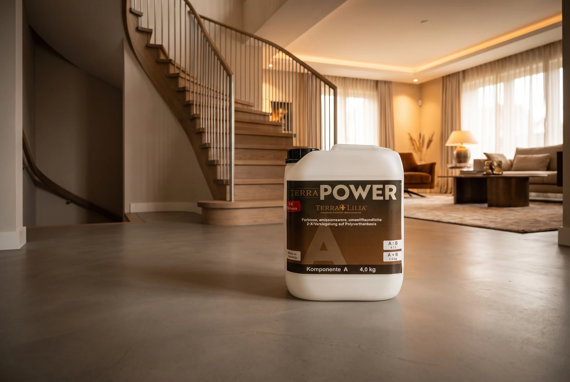 Terra POWER im Eingangsbereich mit mattem fugenlosem Boden – KI-generierte Produktinszenierung